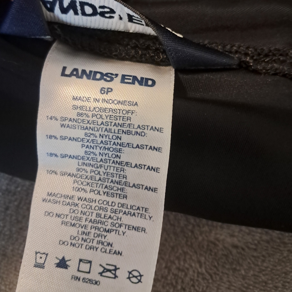 Lands End Womens Black Swim Bermuda Shorts Sz. 6P - Picture 6 of 8
